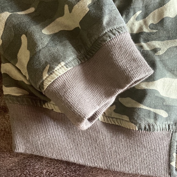 WOMENS CAMO ZIP UP JACKET - Picture 3 of 8